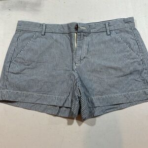 GAP women’s shorts